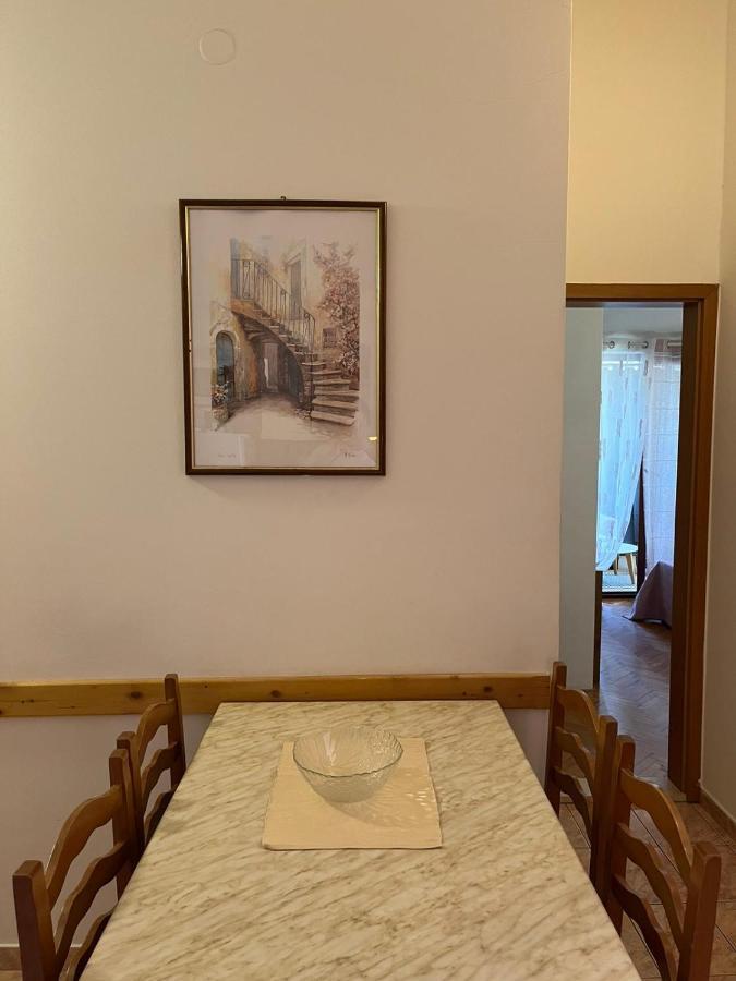 Apartman Gorana With Swimming Pool Jelsa  Extérieur photo