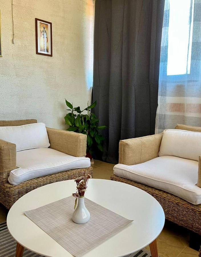 Apartman Gorana With Swimming Pool Jelsa  Extérieur photo