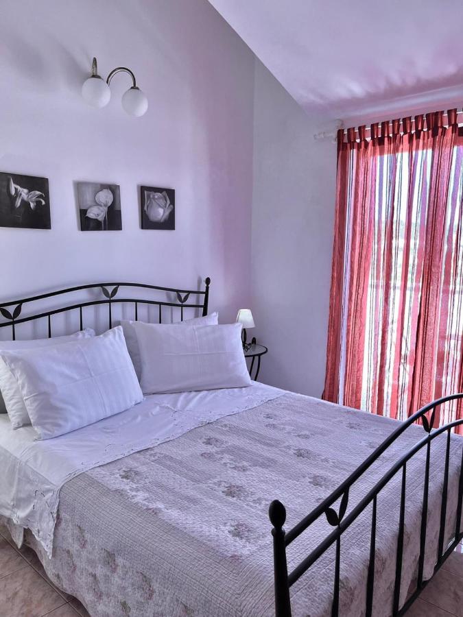 Apartman Gorana With Swimming Pool Jelsa  Extérieur photo